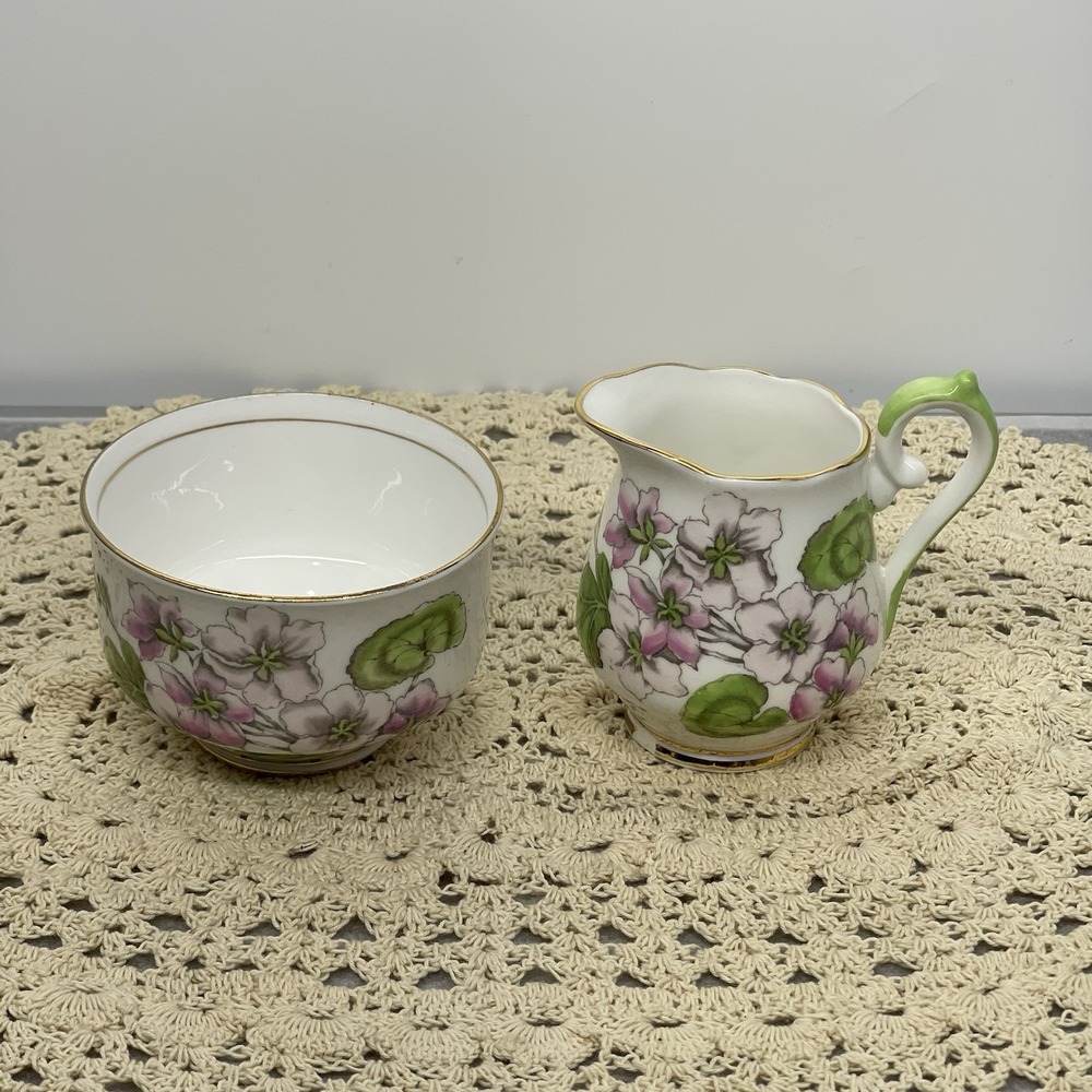 Vintage Salisbury Fine‎ Bone China Sugar Bowl Creamer Geranium Gold Trim England